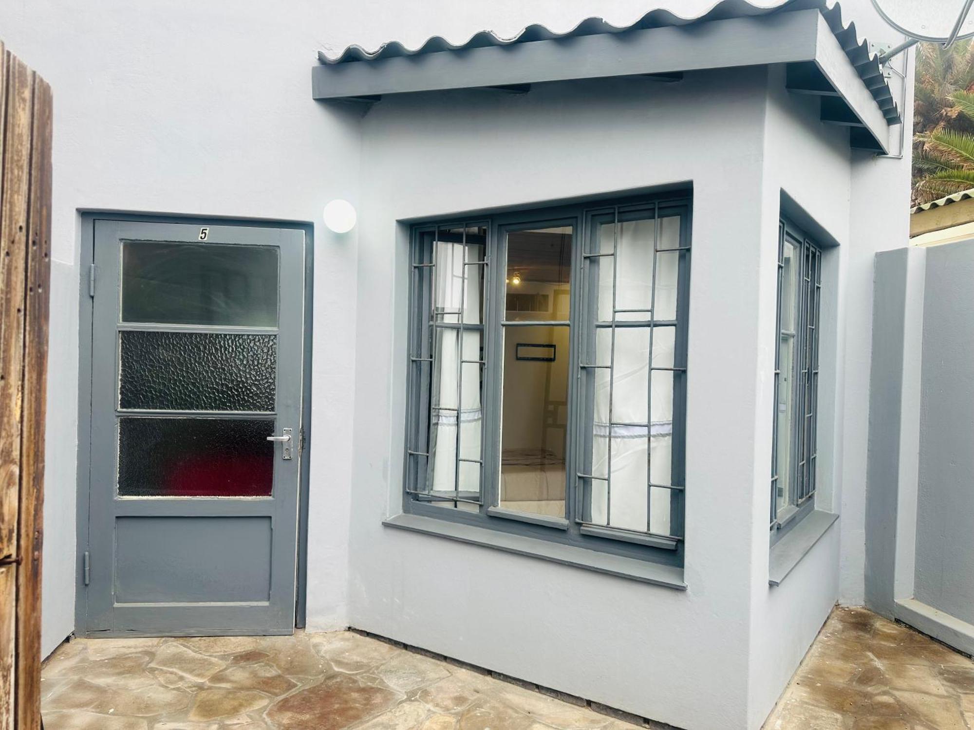 Coastwave Guest House Walvis Bay Exteriör bild